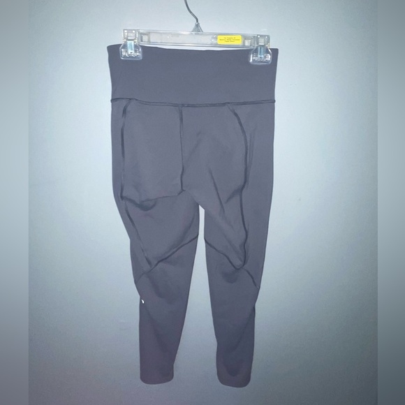 Lululemon leggings. - Picture 2 of 3